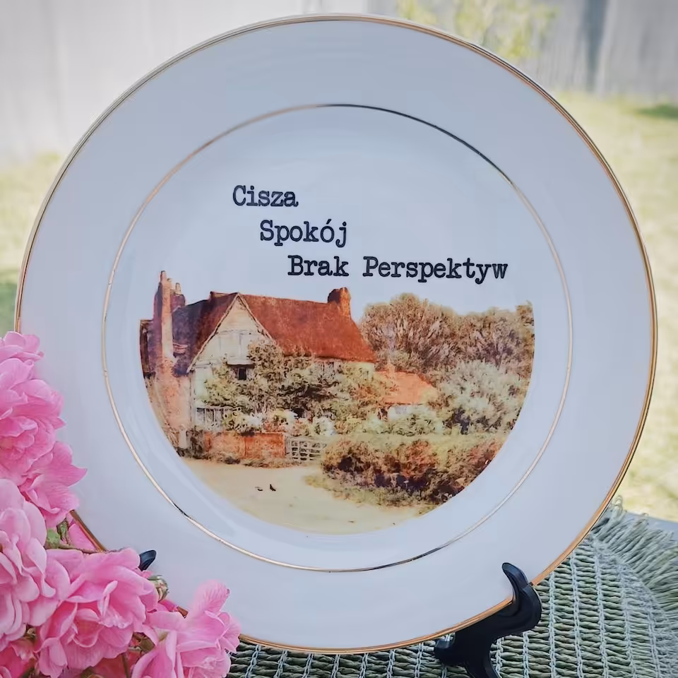 Talerz Sarnodzieło Cisza Spokój Brak Perspektyw