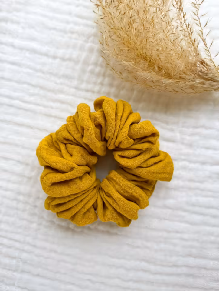 MUSZTARDOWA ŚREDNIA- scrunchie -SOFT