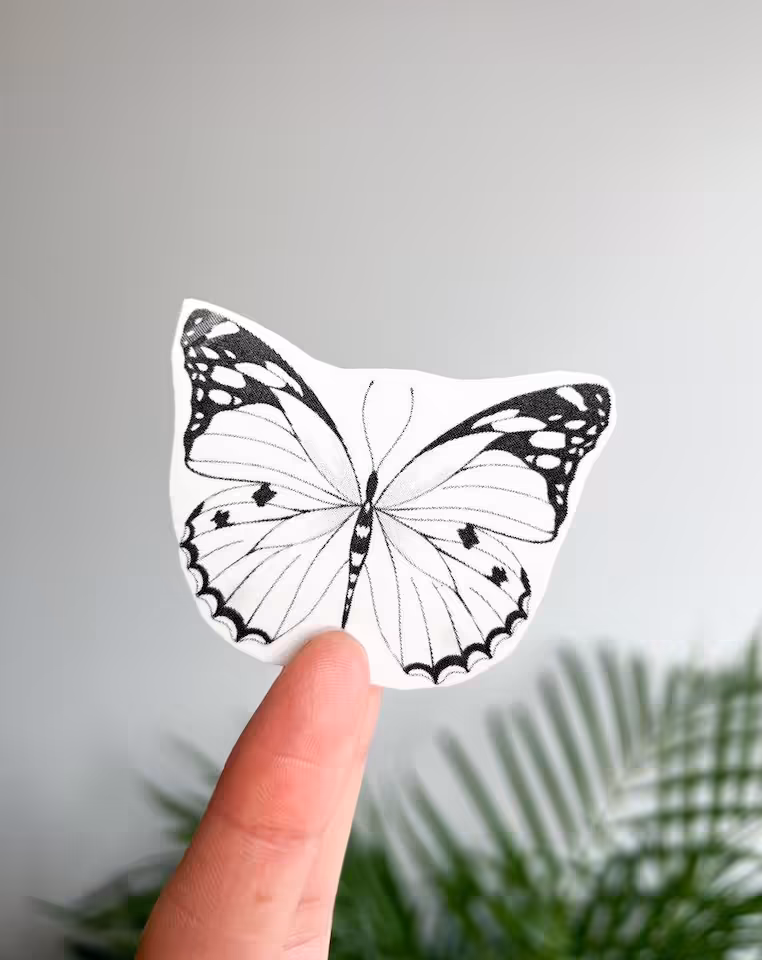 Tatuaż tymczasowy Motylek 5.5cm x 4.2 cm