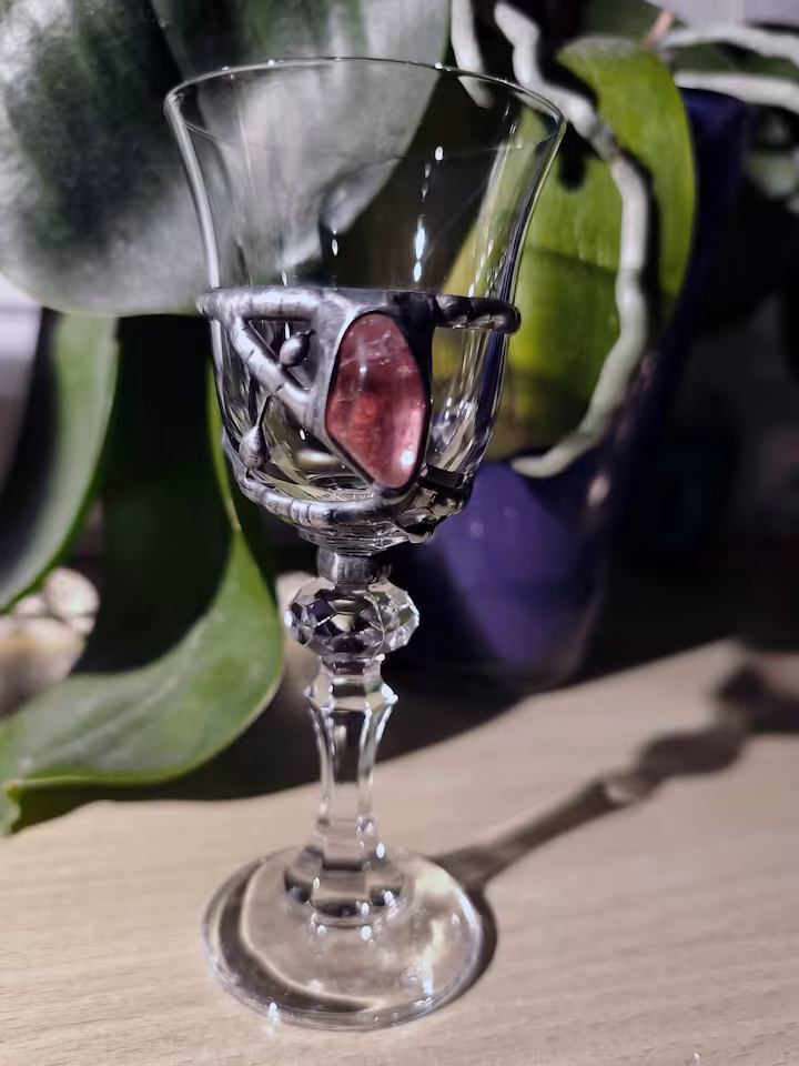 Kieliszki do nalewek (wódki) .