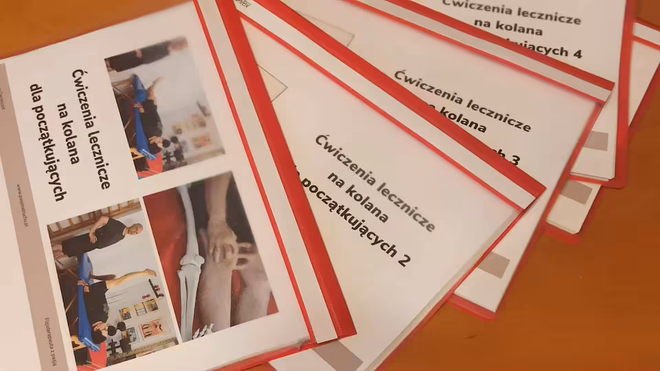 Pakiet wydrukowanych 5 ebooków z ćwiczeniami na kolana