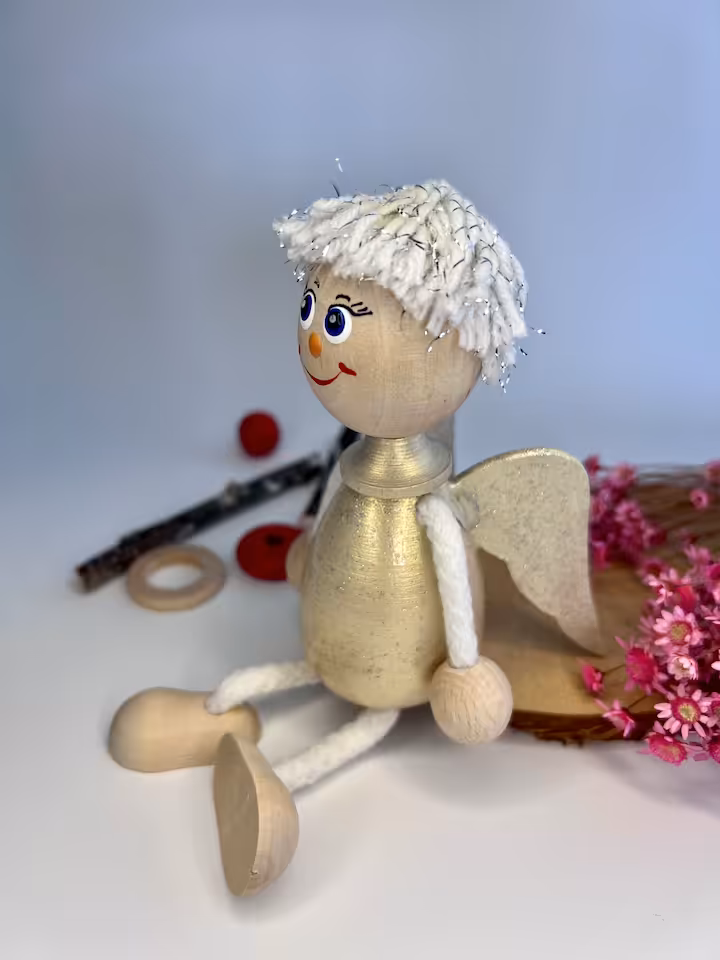 Drewniana lalka /pamiątka Aniołek