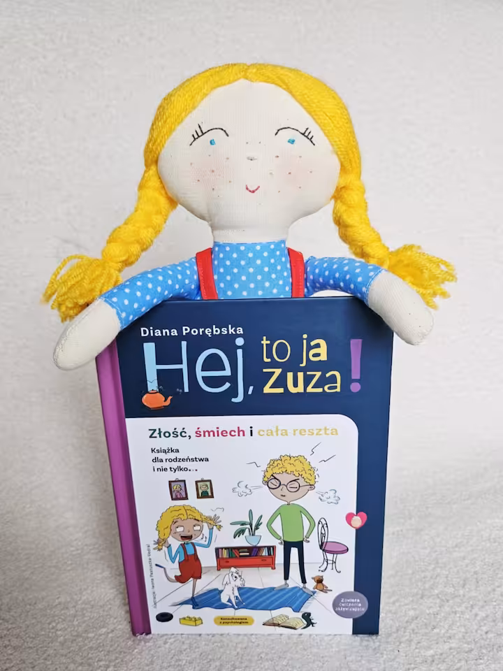 Zestaw lalka Zuza i książka "Hej, to ja Zuza!"