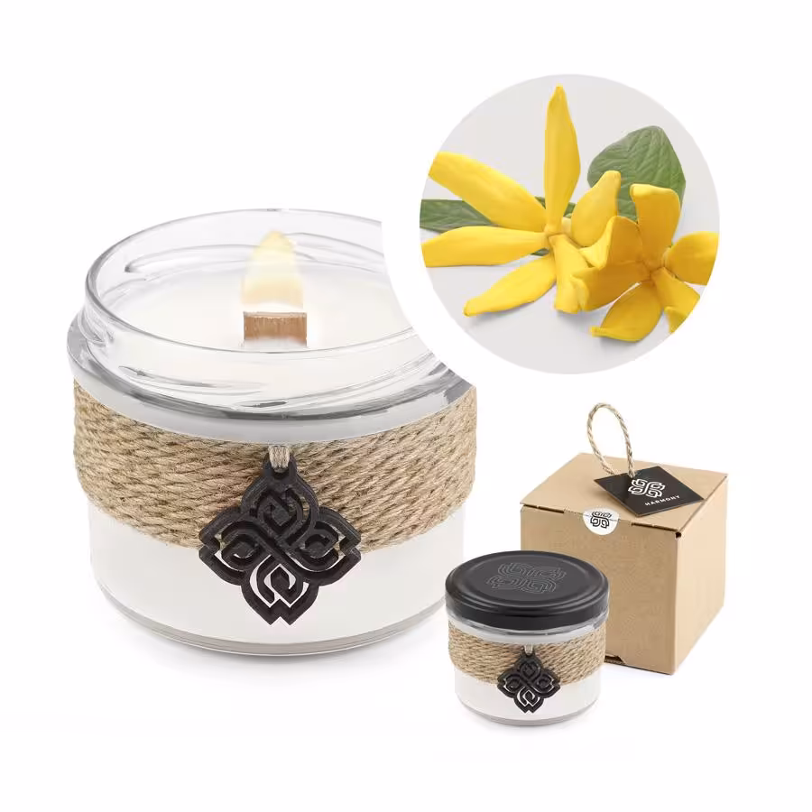 Kwiat ylang ylang. Organiczna świeca sojowa eco Loft 235.