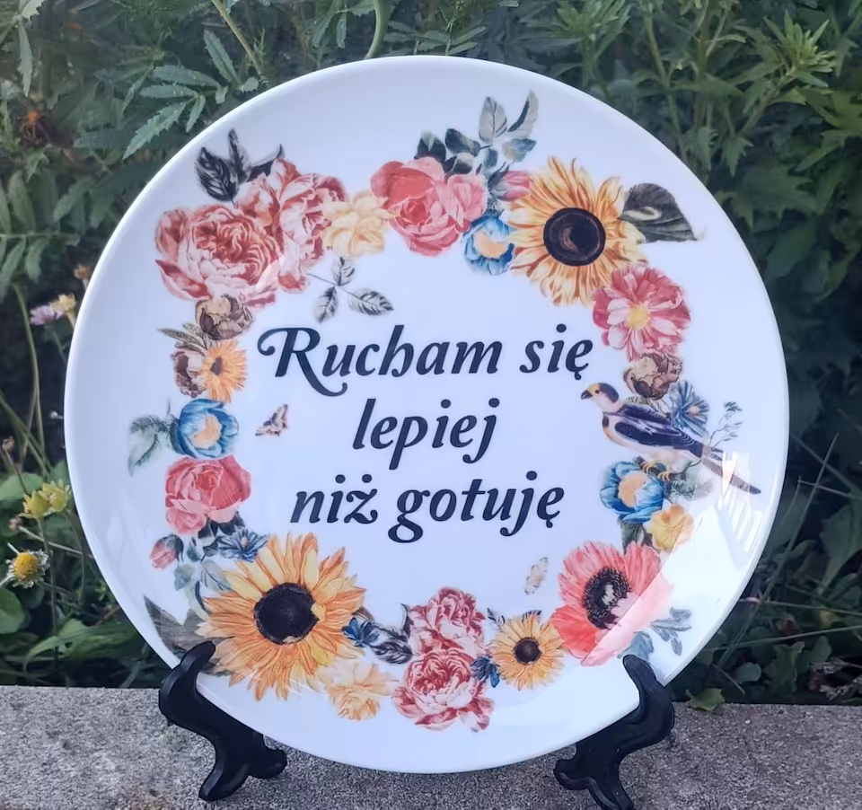 Talerz ceramiczny Sarnodzieło 20 cm Rucham się lepiej niż gotuję