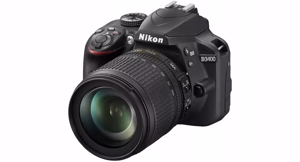 Nikon D3400+ Nikkor AF-S 18-105 VR, tylko 2k zdj.