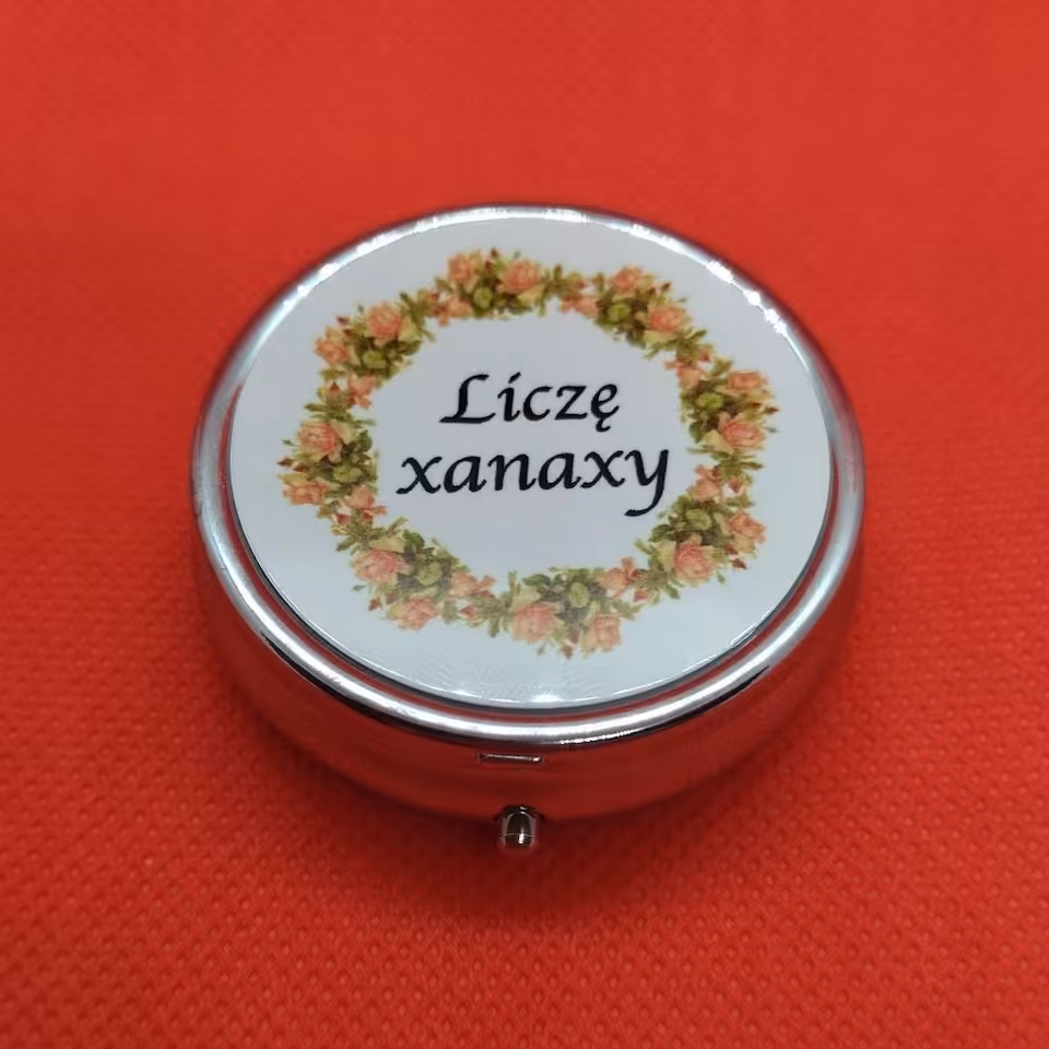 Pudełko na pigułki Sarnodzieło Liczę Xanaxy