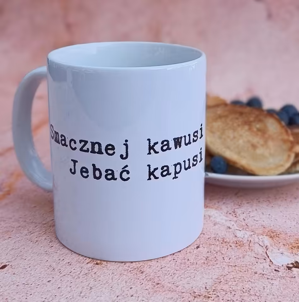 Kubek 330 ml Sarnodzieło Smacznej kawusi jebać kapusi