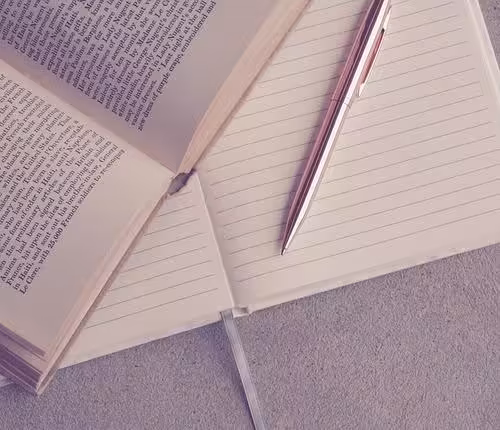 KURS KREATYWNEGO PISANIA: „PRACUJĘ NAD TEKSTEM" - kompleksowa analiza tekstu