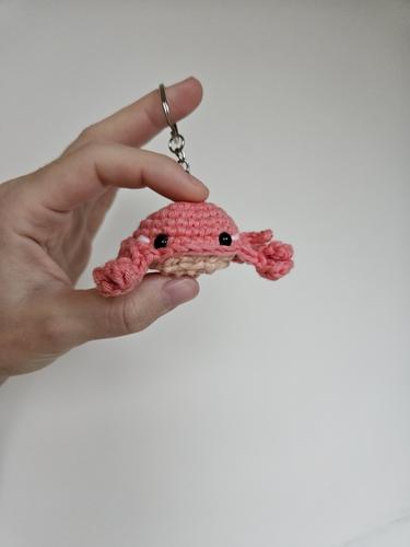 Krab koralowy - amigurumi brelok