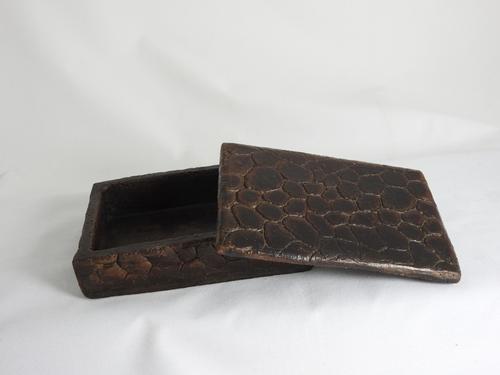 Pudełeczko ceramiczne na drobiazgi wymiary: rzeczywiste: 12x8x3,5 cm Opis: KLIKNIJ