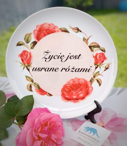 Talerz ceramiczny Sarnodzieło 20 cm Życie jest usrane różami